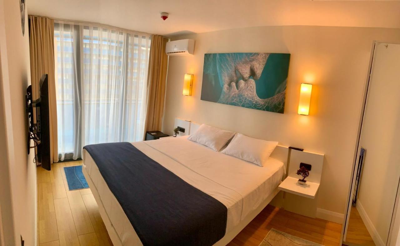 Orbi City Luxury Suit Batumi Exterior photo